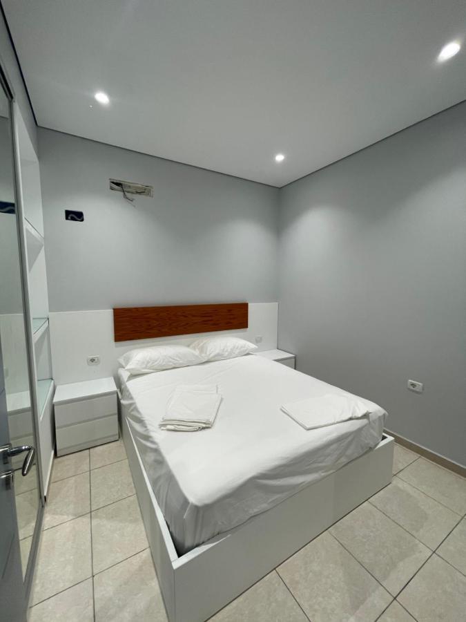 Emerald Inn Apartments أوريكوم المظهر الخارجي الصورة