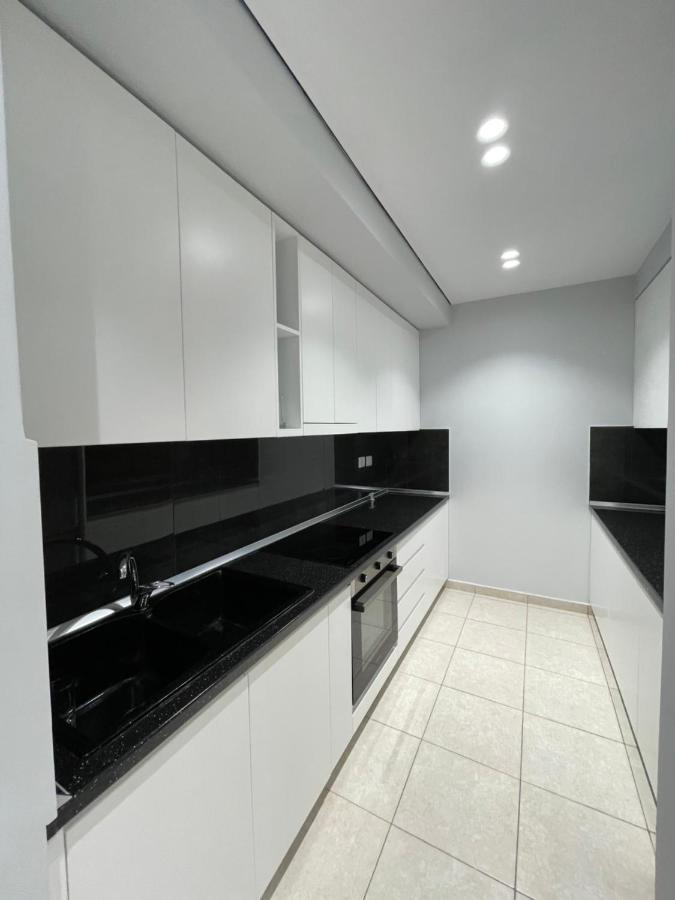 Emerald Inn Apartments أوريكوم المظهر الخارجي الصورة
