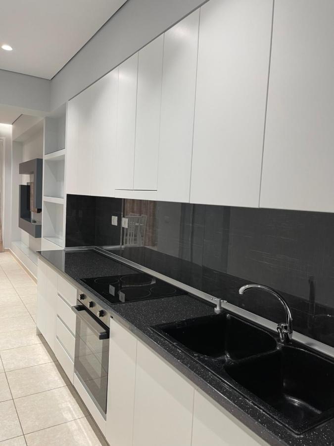Emerald Inn Apartments أوريكوم المظهر الخارجي الصورة