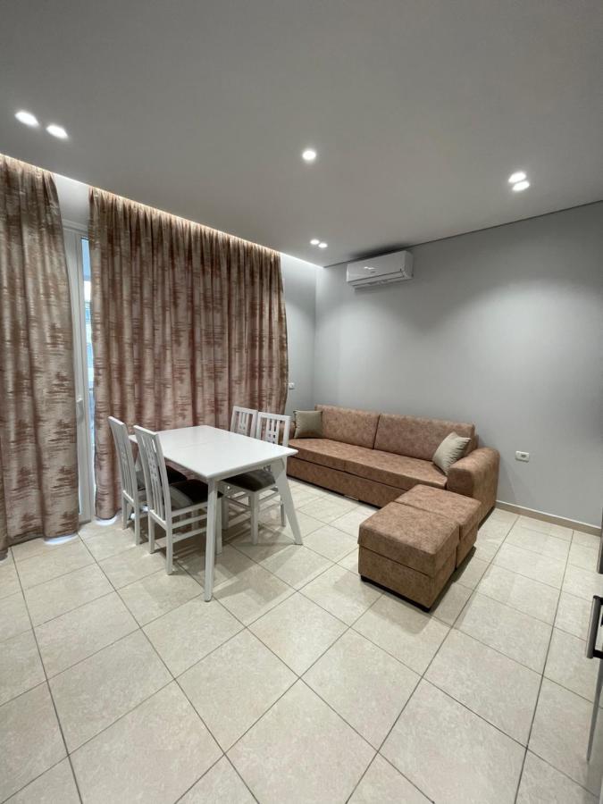 Emerald Inn Apartments أوريكوم المظهر الخارجي الصورة