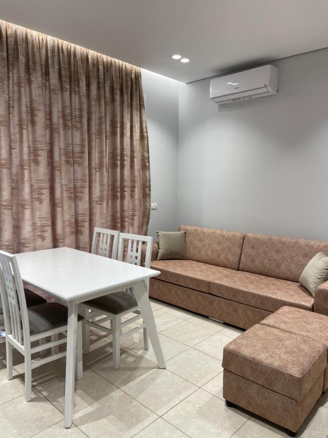 Emerald Inn Apartments أوريكوم المظهر الخارجي الصورة