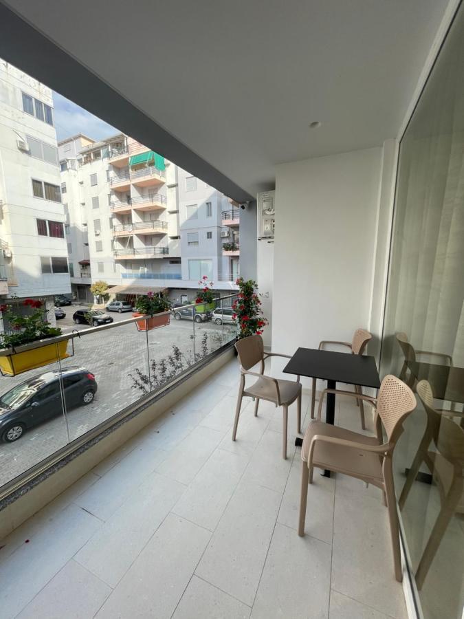Emerald Inn Apartments أوريكوم المظهر الخارجي الصورة