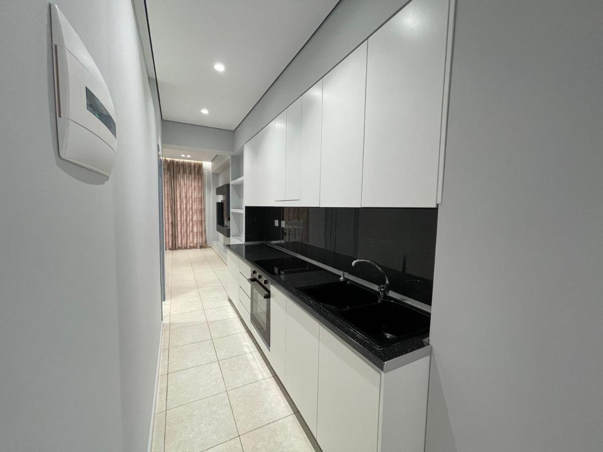 Emerald Inn Apartments أوريكوم المظهر الخارجي الصورة